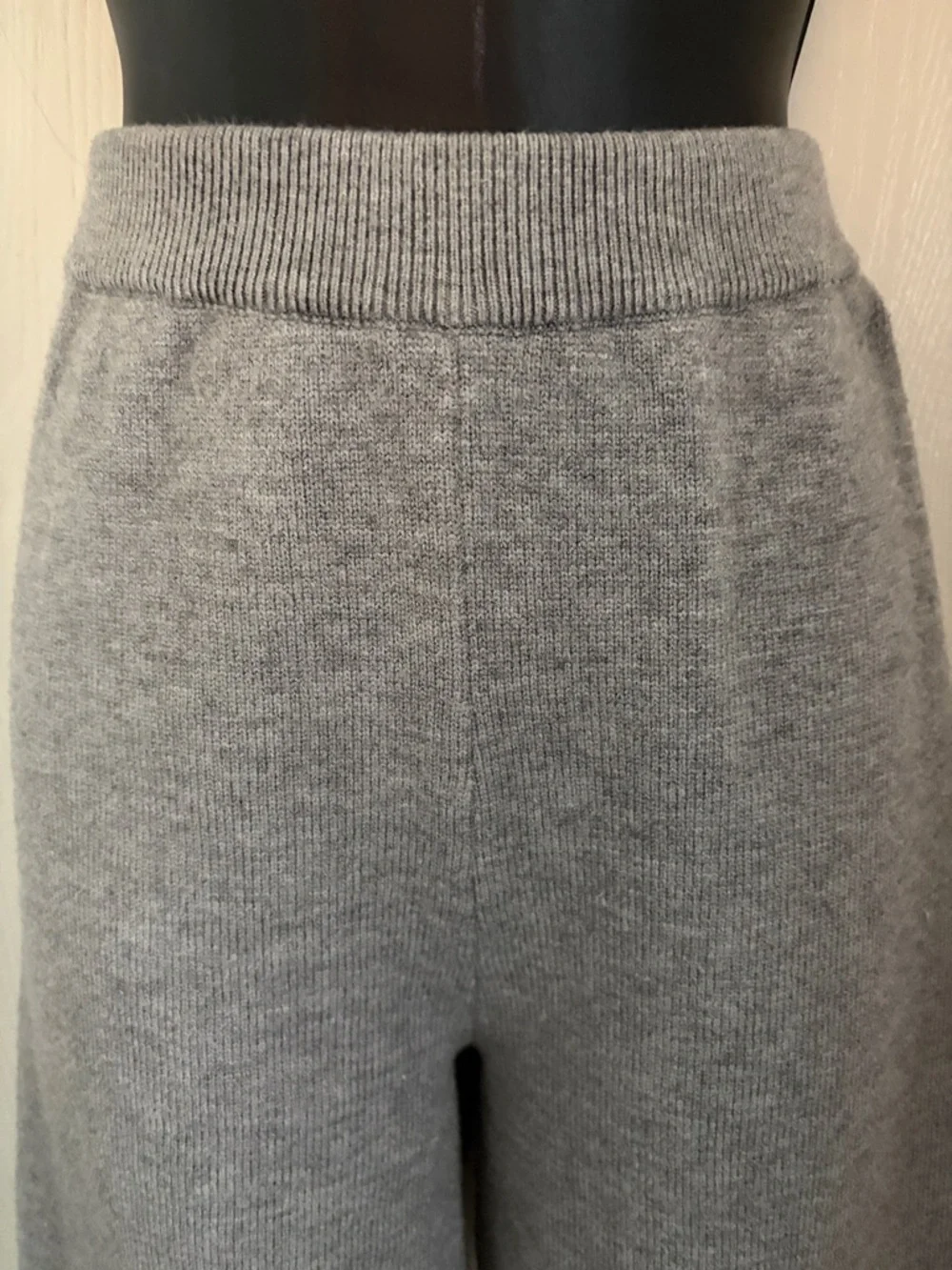 Mod Ref Knit Shorts - Picture 2 of 8